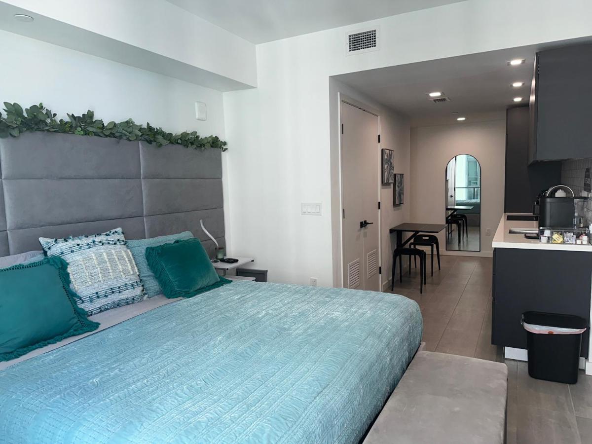 Comfortable Studio With King Bed And Queen Sofa-Bed Miami Dış mekan fotoğraf